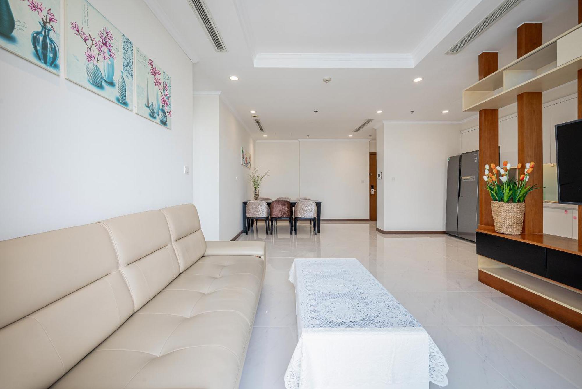 Vinhomes Park Apartment- Landmark Luxury Appartement *