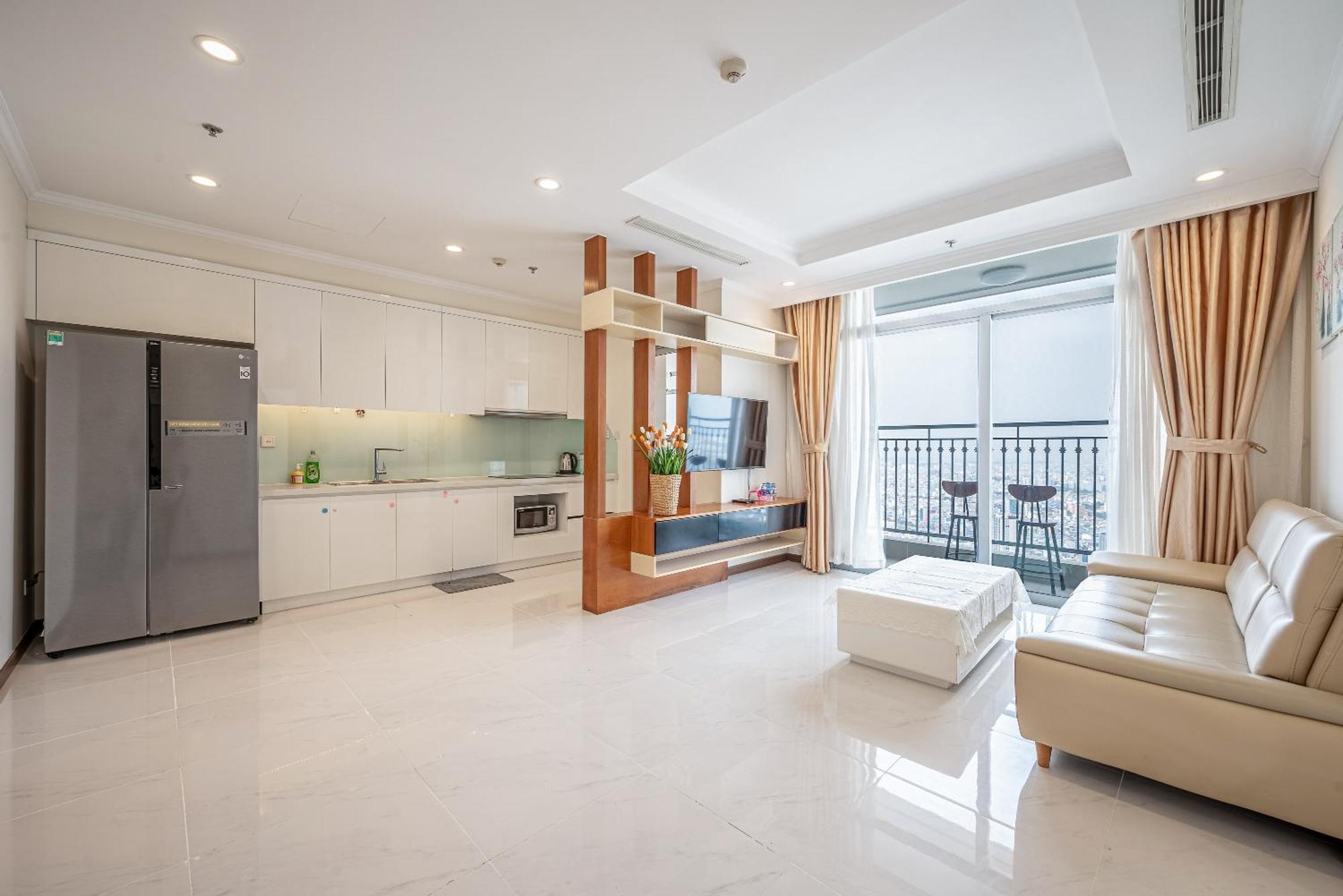 Vinhomes Park Apartment- Landmark Luxury Appartement *